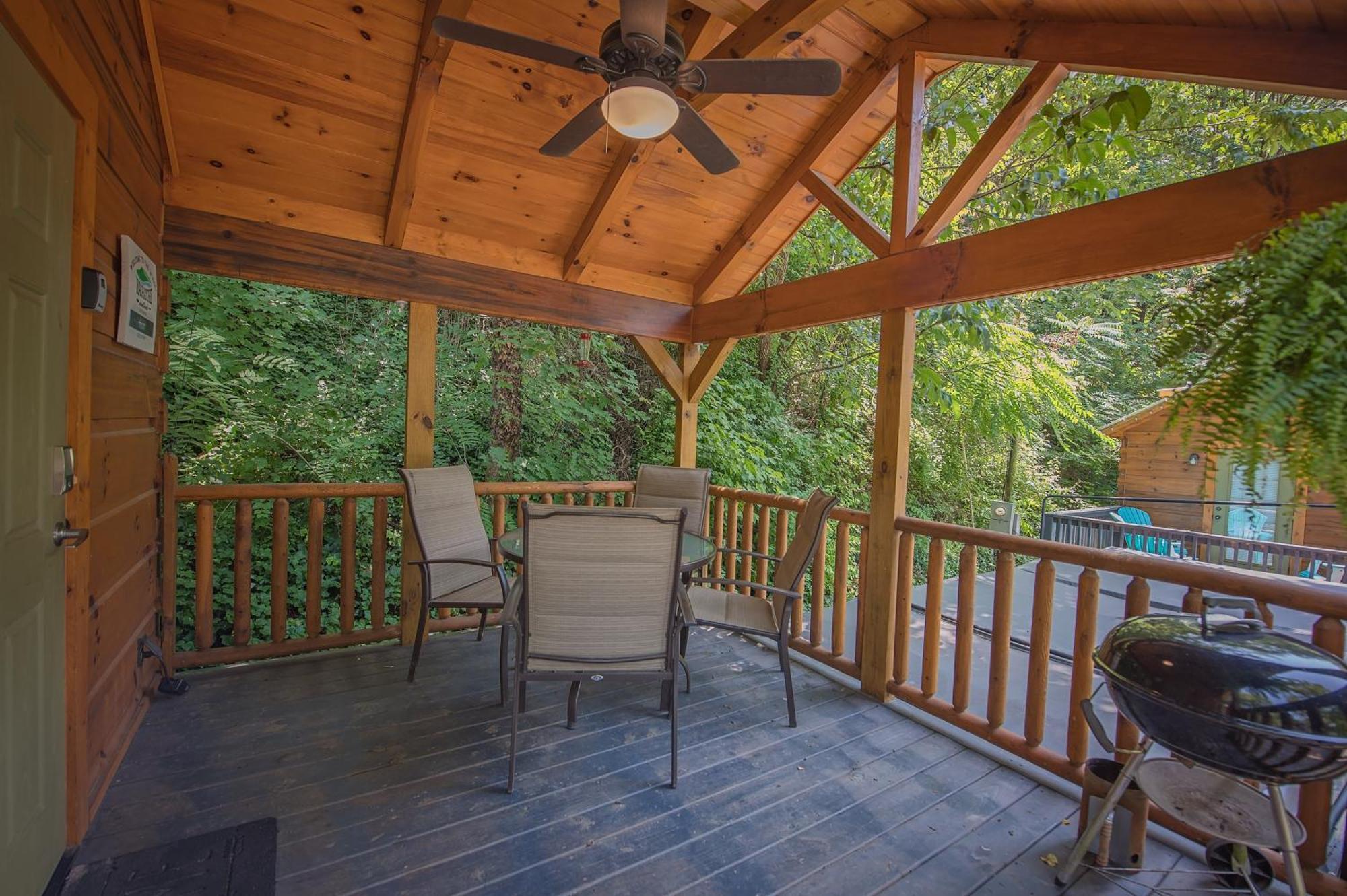 River Cabin Hot Tub & Swim Spa Near Downtown Чатануга Екстериор снимка