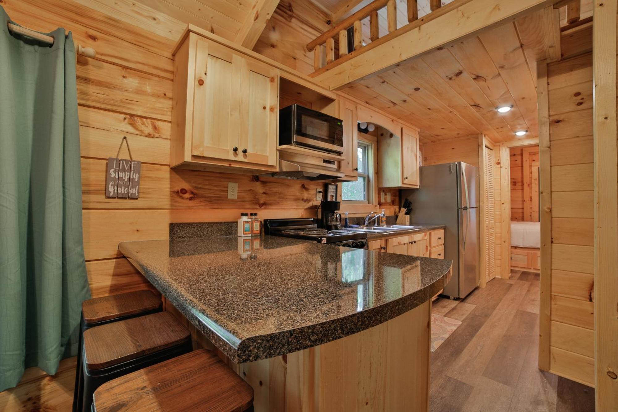 River Cabin Hot Tub & Swim Spa Near Downtown Чатануга Екстериор снимка