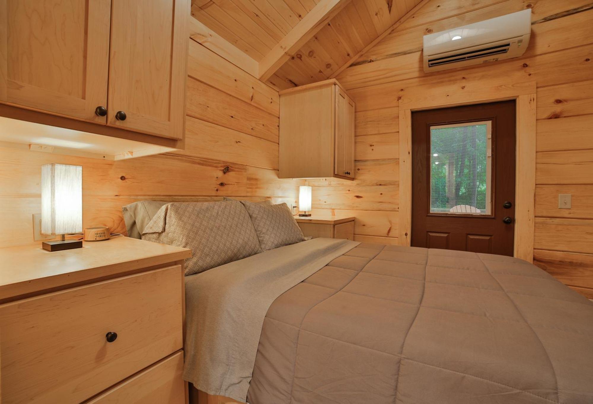 River Cabin Hot Tub & Swim Spa Near Downtown Чатануга Екстериор снимка